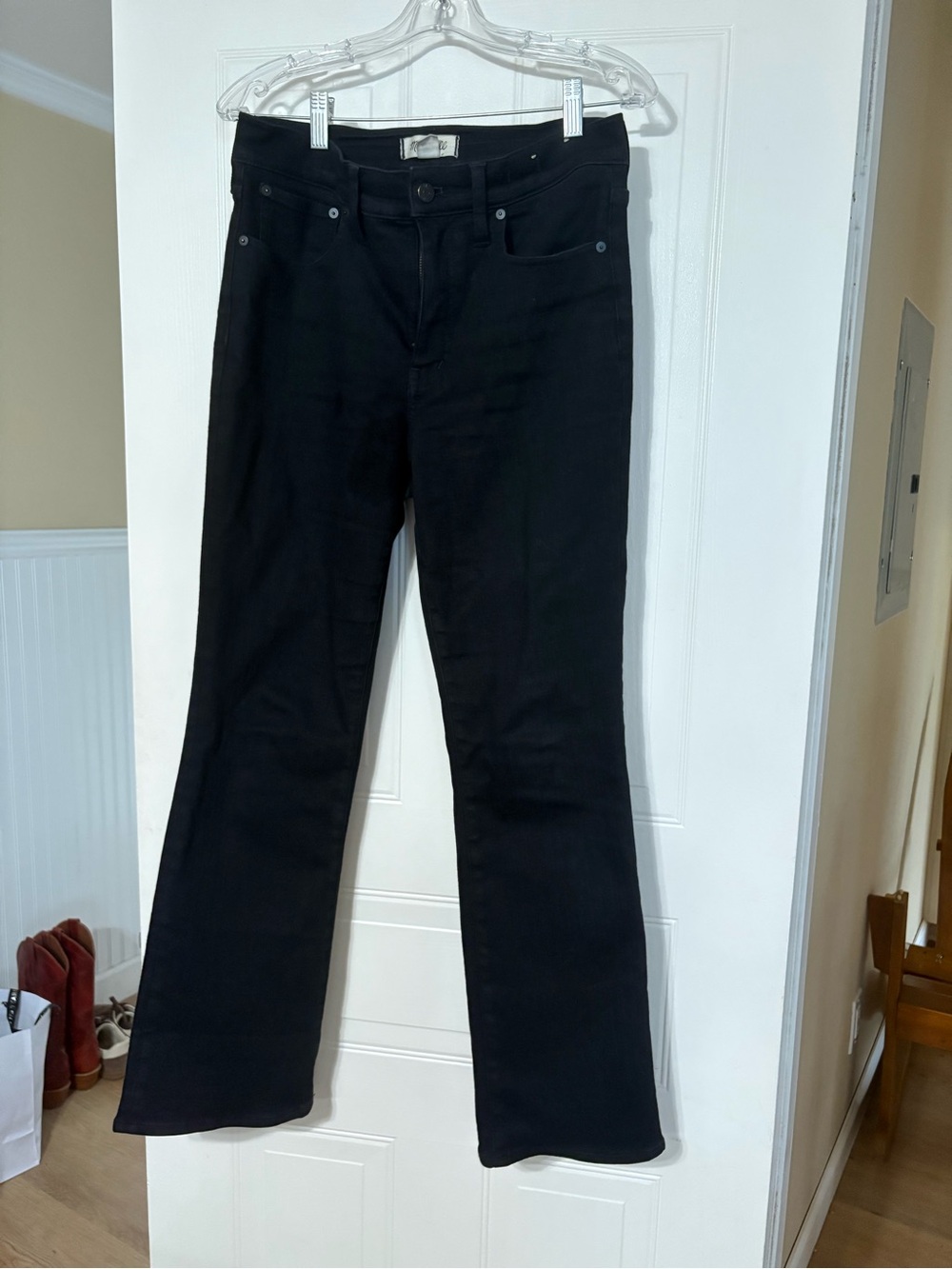 Madewell 29T Black Mid-Rise Kick Out Jeans